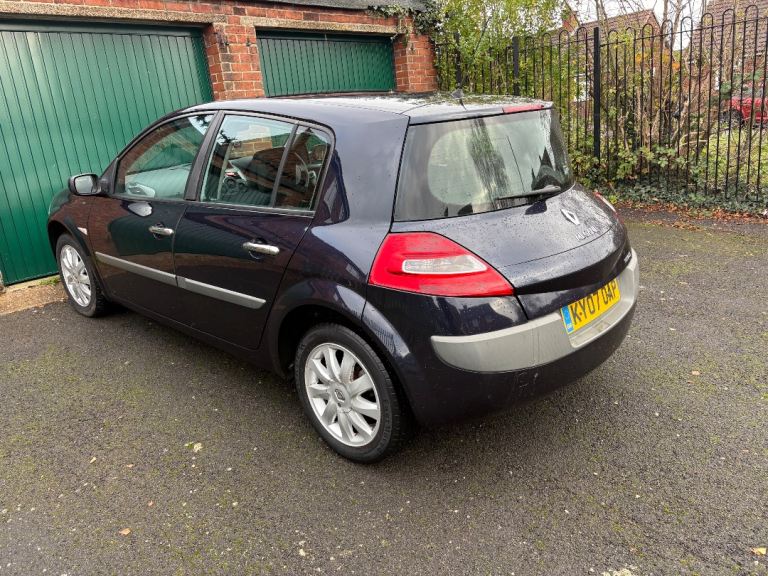 Renault, MEGANE, Hatchback, 2007, Manual, 1598 (cc), 5 doors