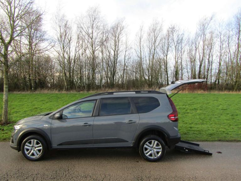 2023 Dacia Jogger 1.0 Petrol Expression TCe WHEELCHAIR ACCESSIBLE VEHICLE WAV MPV MPV Petrol Manual