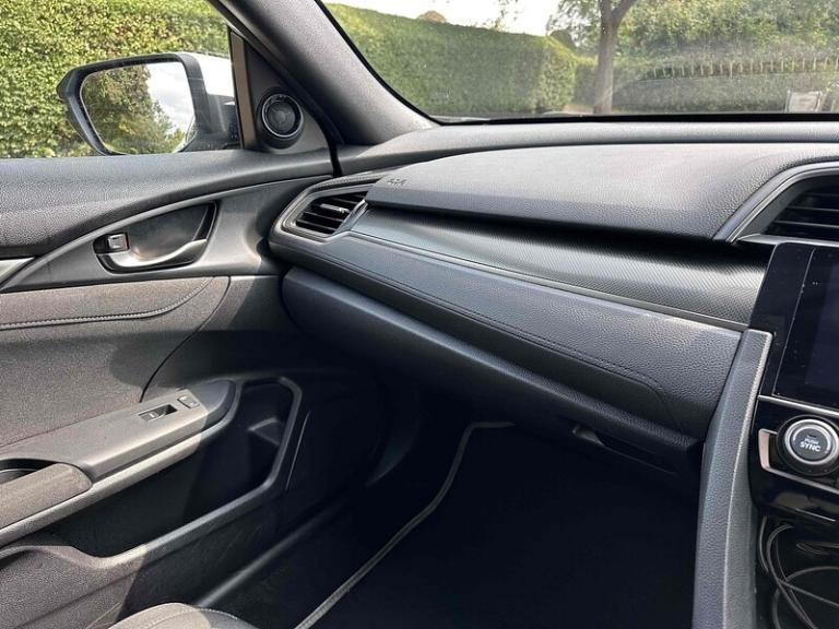 2018 Honda Civic 1.0 VTEC Turbo 126 SR 5dr HATCHBACK PETROL Manual