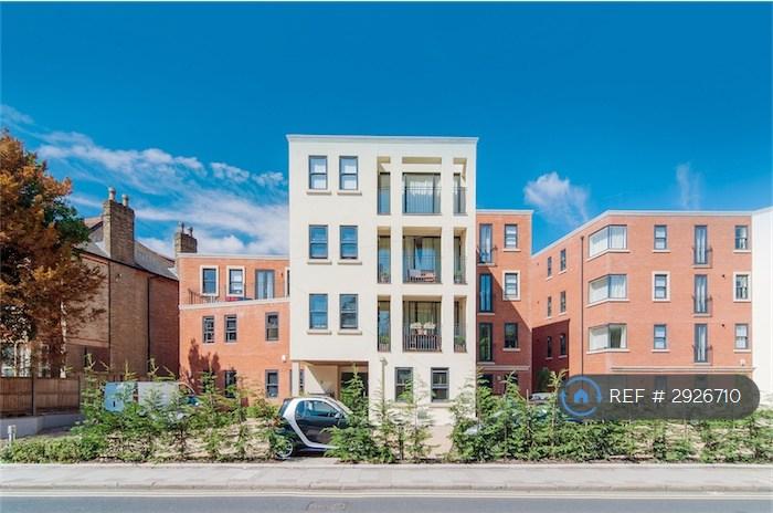 2 bedroom flat in Plaistow Lane, Bromley, BR1 (2 bed) (#2926710)