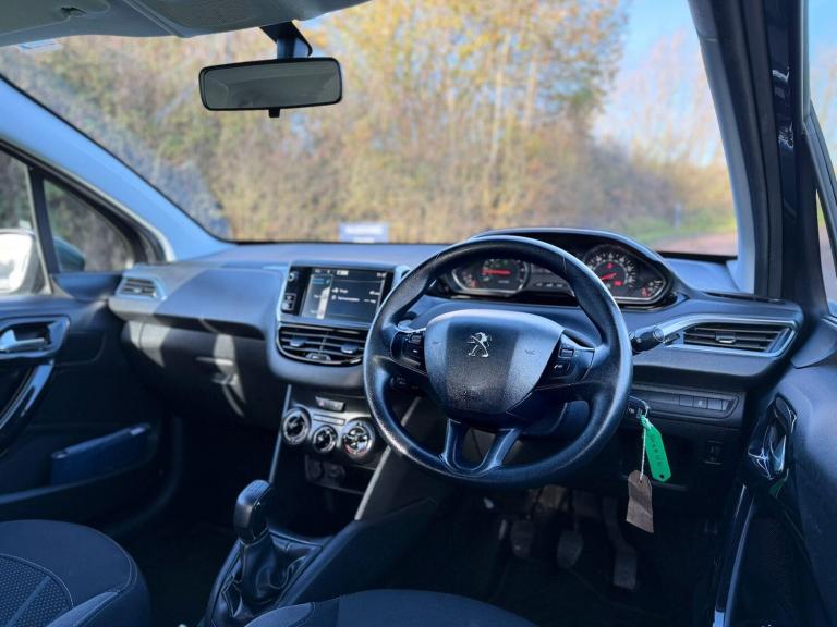2014 Peugeot 208 1.2 VTi PureTech Active Euro 5 3dr HATCHBACK Petrol Manual