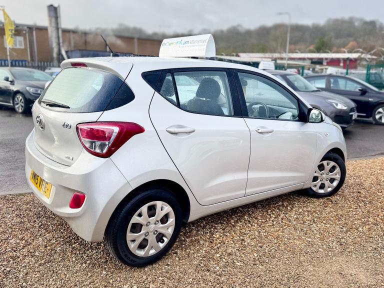 2015 Hyundai i10 1.2 SE 5dr HATCHBACK Petrol Manual
