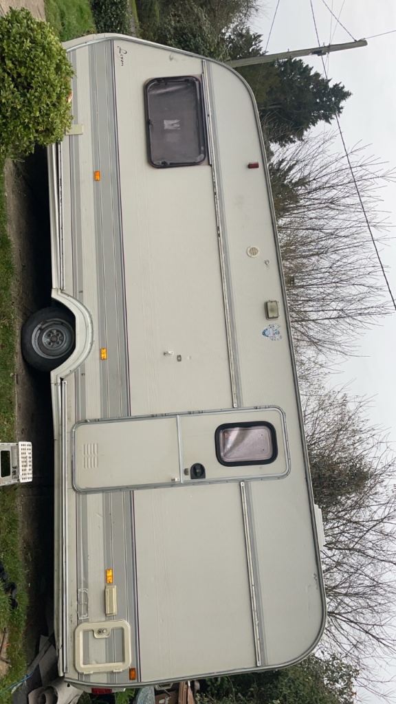 Caravan for sale 