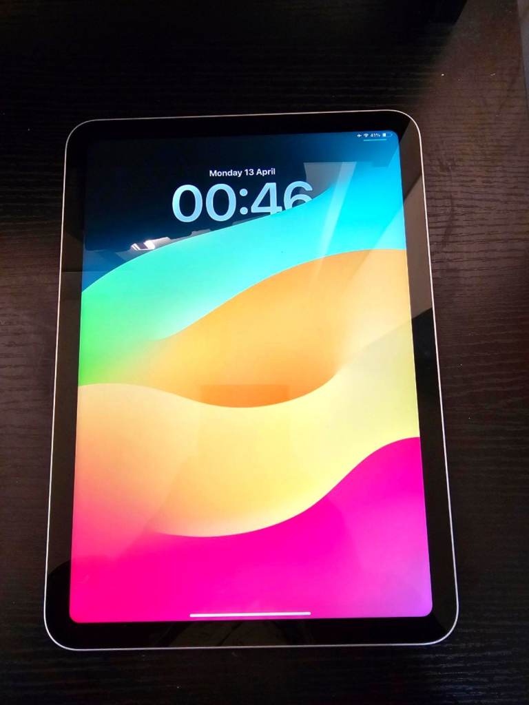 Apple iPad 10th Generation 10.9 Inch Wi-Fi 64GB Grey - EXCELLENT