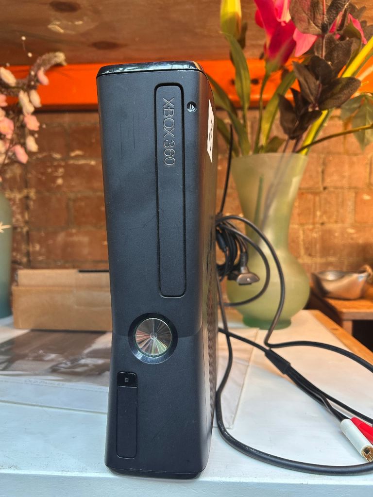 Microsoft Xbox 360 Console 
