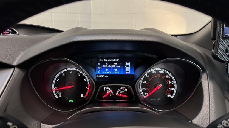 FORD FOCUS 2.0 T EcoBoost ST-2 Black Manual Petrol 2016