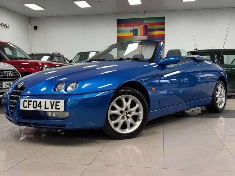 2004 Alfa Romeo Spider 2.0 JTS Lusso Convertible 2dr Petrol Manual (220 g/km, 165 bhp) Convertibl...