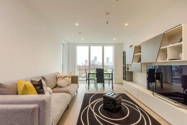 Two Bright Private Furnished Rooms | Bermondsey SE16 | £750 pcm Each — ALL Bills + WiFi Included