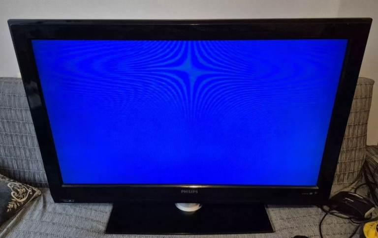  Philips Widescreen Flat TV