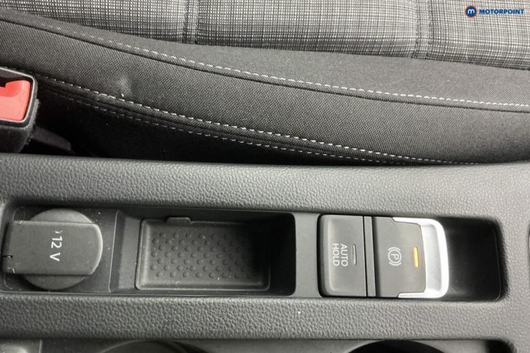 2021 Volkswagen Passat 2.0 TDI EVO SCR SE Nav 5dr ESTATE DIESEL Manual