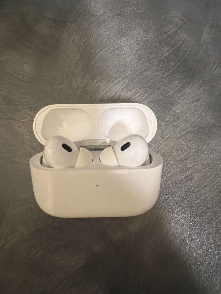 Apple airpods pro