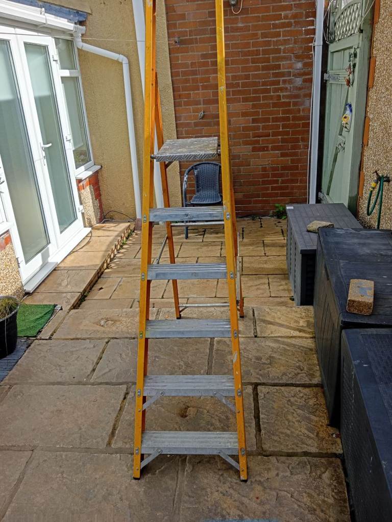 Yellow Step Ladder – Good Condition
