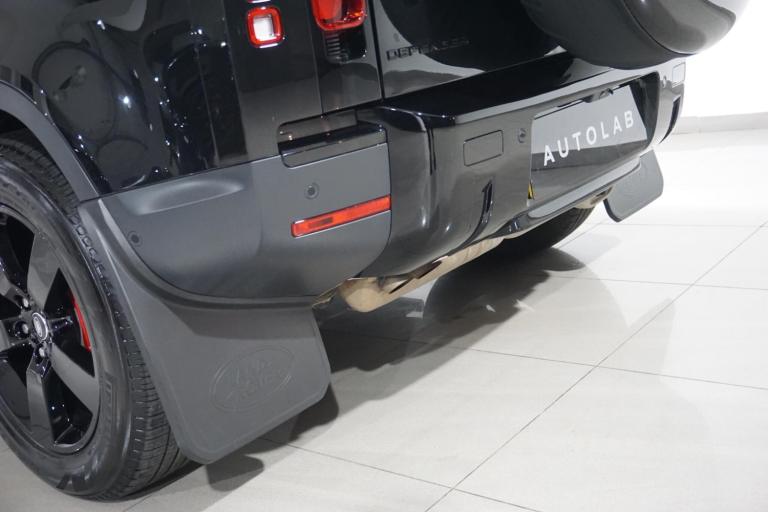 2023 Land Rover Defender 110 3.0 D250 MHEV HSE Hard Top SUV Auto 4WD MWB Euro 6 (s/s) 5dr PANEL V...
