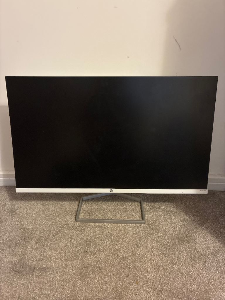 24 inch White HP moniter