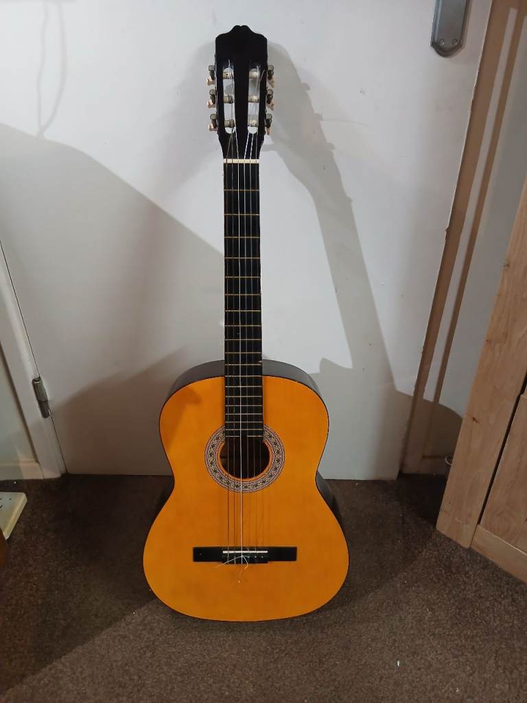 Chantry classical guitar 