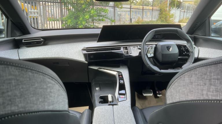 2025 Peugeot 3008 1.2 Hybrid 136 GT 5dr e-DSC6 Petrol Estate Estate Petrol Automatic