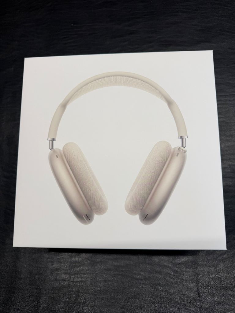Apple Airpods Max A3184 Starlight with smart case usb-c factory sealed