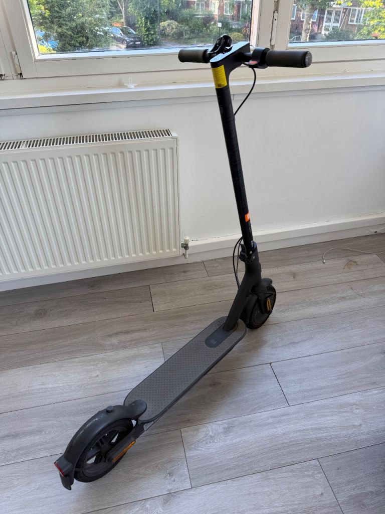 Xiaomi Mi Essential Electric Scooter - Good Condition