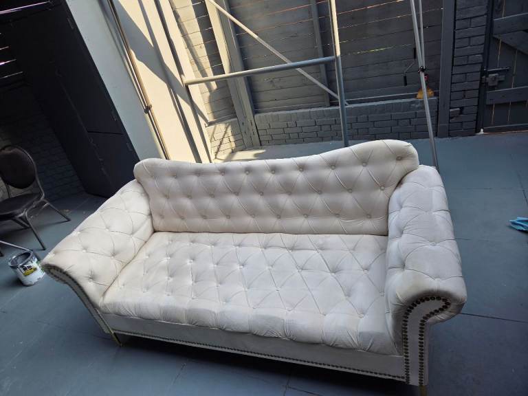 Good   condition 3 seater sofa