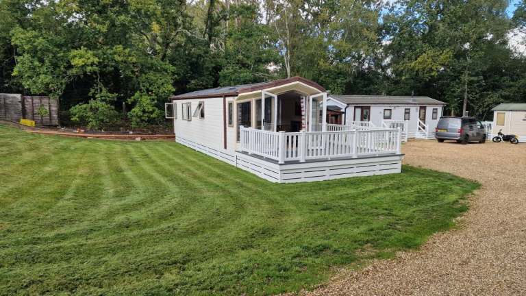 Modern 2-Bedroom Home for Rent – PO17