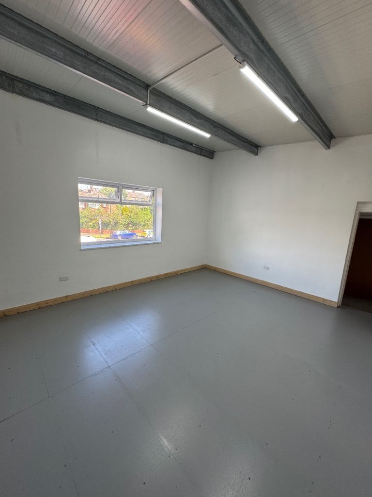 Studio/storage/office space/prime location
