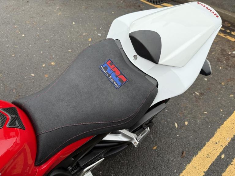 HONDA CBR1000RR FIREBLADE 20TH ANNIVERSARY 2013 