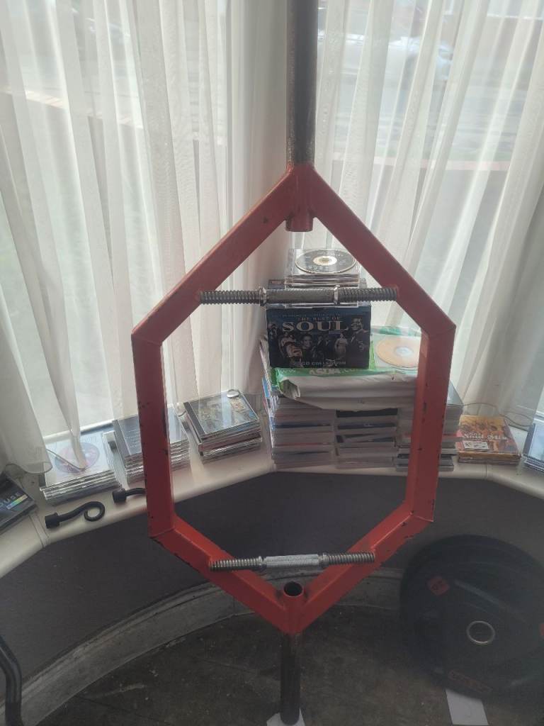 Red Hex Bar / Trap Bar for Weight Training – Good Condition