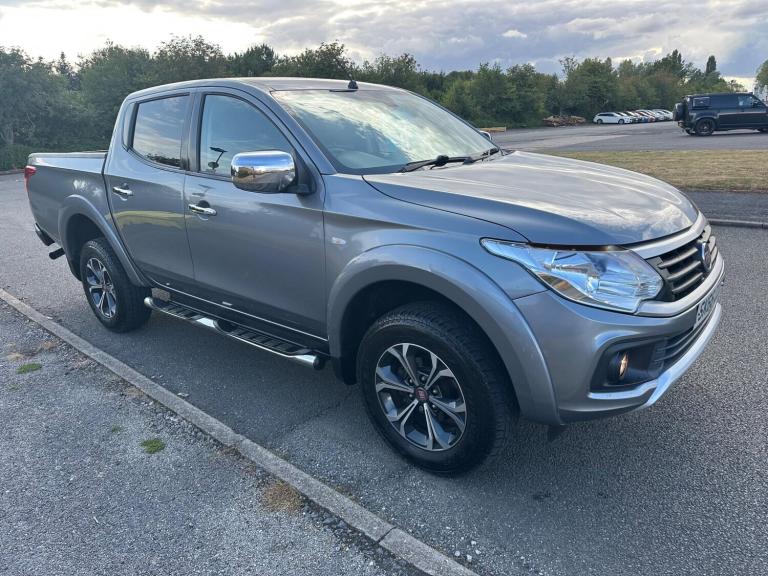 2016 Fiat Fullback 2.4 180hp LX Double Cab Pick Up PICK UP DIESEL Manual
