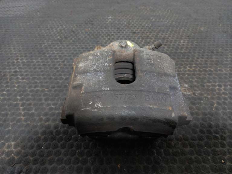Bmw 3 Series Brake Caliper 1999-2006 3.0l M57d30o1 O/S Front Rh