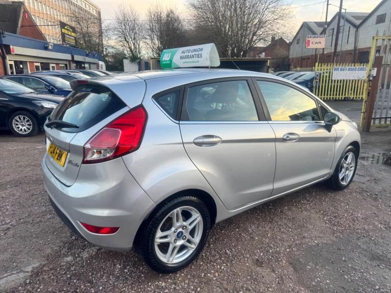 2014 Ford Fiesta 1.6 Zetec 5dr Powershift HATCHBACK PETROL Automatic
