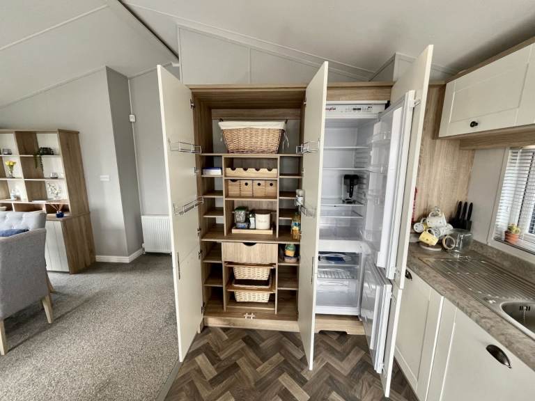 Luxury twin lodge for sale at Newquay Holiday Park, Cornwall TR8 4HS - Excellent condition