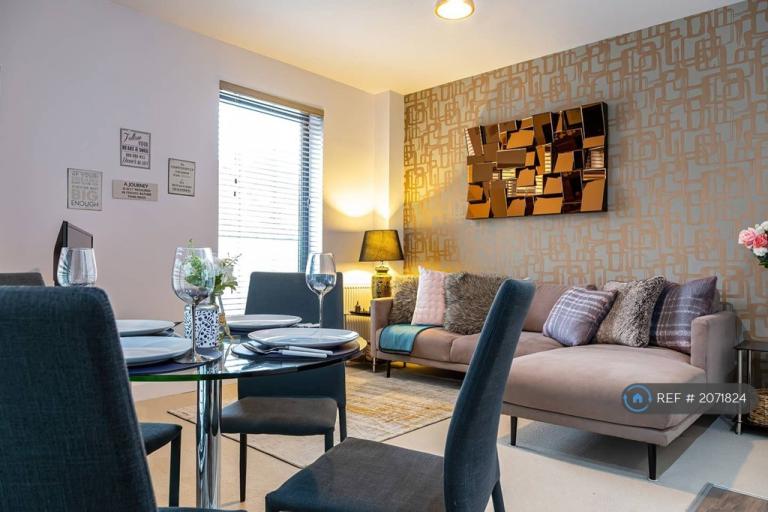 2 bedroom flat in Summer Lane, Birmingham, B19 (2 bed) (#2071824)