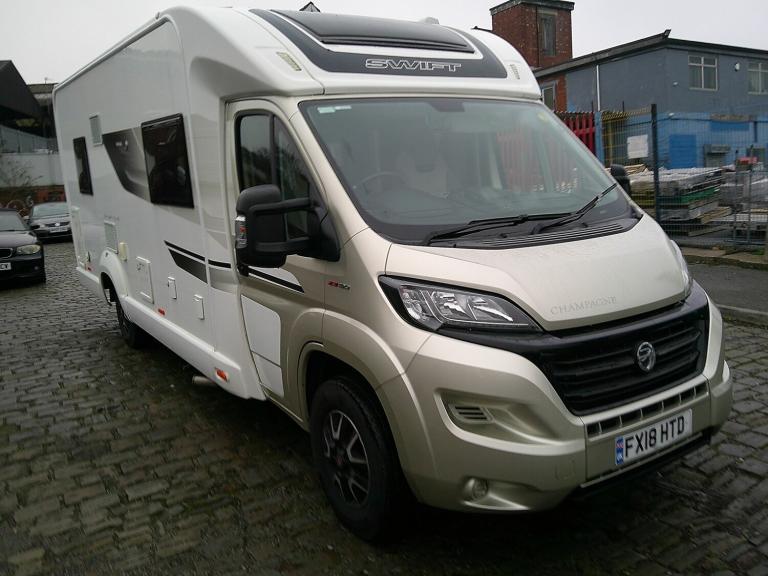 SWIFT CHAMPAGNE 694 CHAMPAGNE 2018