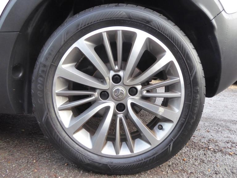 VAUXHALL CROSSLAND X 1.2 SRi Nav 2020