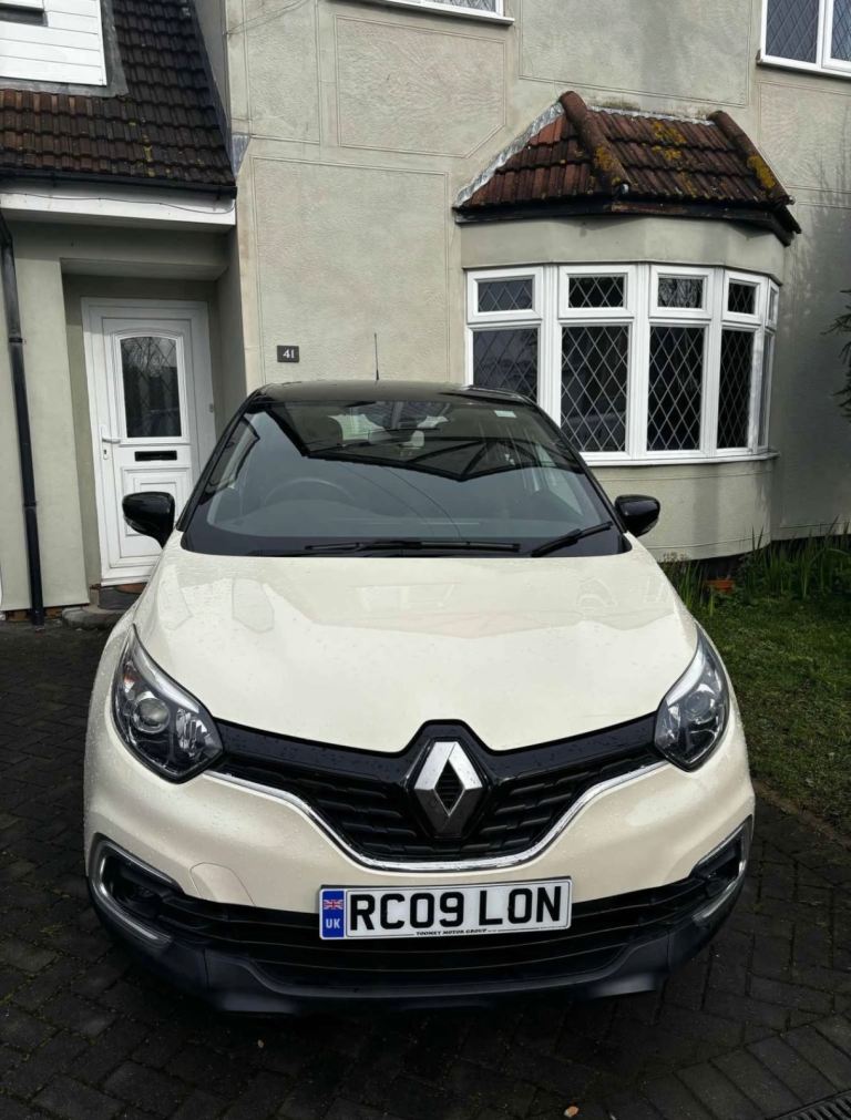 Renault, CAPTUR, Hatchback, 2017, Manual, 898 (cc), 5 doors