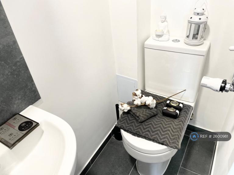 1 bedroom in Stockley Street, Northampton, NN1 (#2600981)