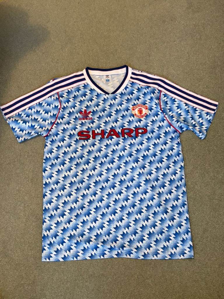 Manchester United 1990/92 Away Shirt Plain back Never worn Size Large Premium quality