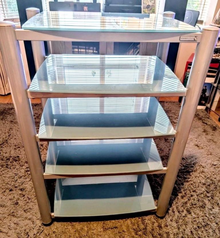 Soundstyle top of the range hifi stand