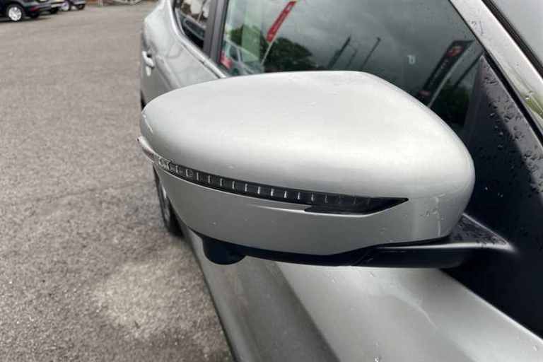 2020 Nissan Qashqai 1.3 DIG-T N-Connecta SUV 5dr Petrol Manual Euro 6 (s/s) (140 ps) SUV Petrol M...