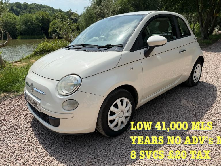 FIAT 500 1.2 3 MTH WARTY 41,000 8 SVCS YRS NO ADVS MOT £35 TAX 65 MPG MEDIA NAV VGC