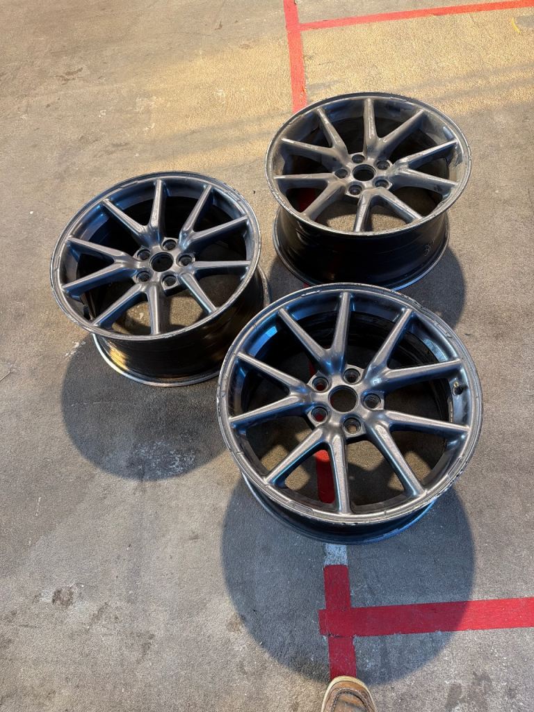 Tesla Model 3 OEM wheels 