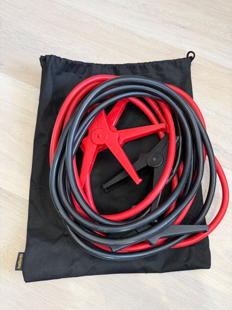 Halfords Heavy Duty Jump Leads – Used Twice – With Storage Bag