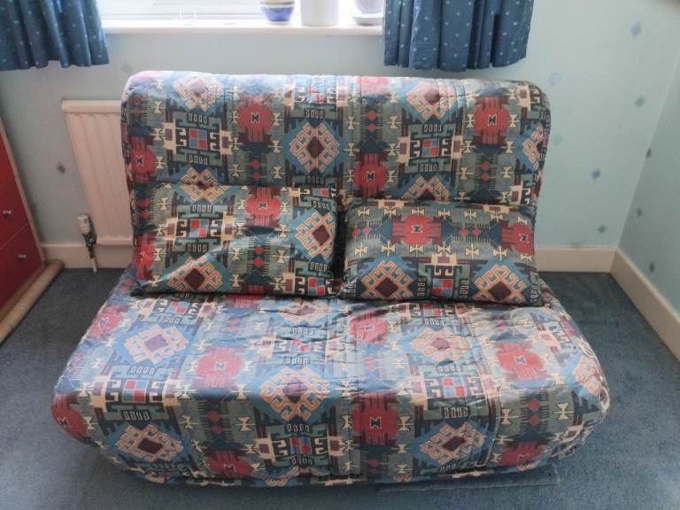 Double sofa bed settee
