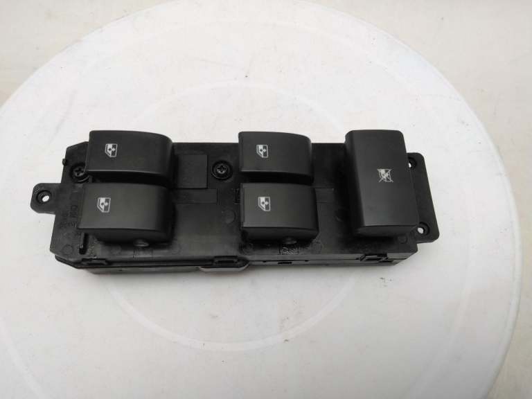 Vauxhall Antara Electric Window Switch 2006-2011 5 Door Estate 202005436