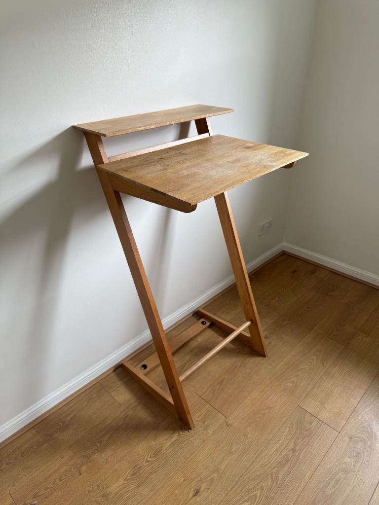 Desk - Zed Standing Desk - Lacquered Oak