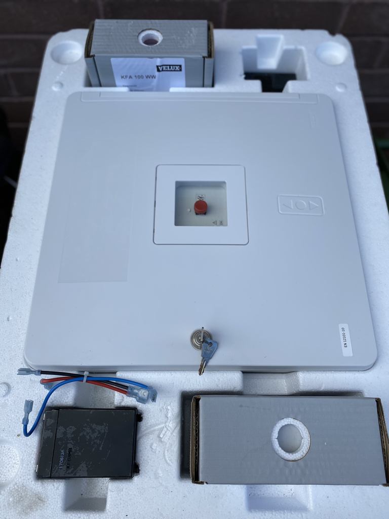 VELUX KFX 210 EU Control System for Smoke Ventilation System