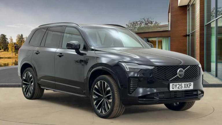 2025 Volvo XC90 2.0 T8 18.8kWh Plus SUV 5dr Petrol Plug-in Hybrid Auto 4WD Euro 6 (s/s) (45 ESTAT...