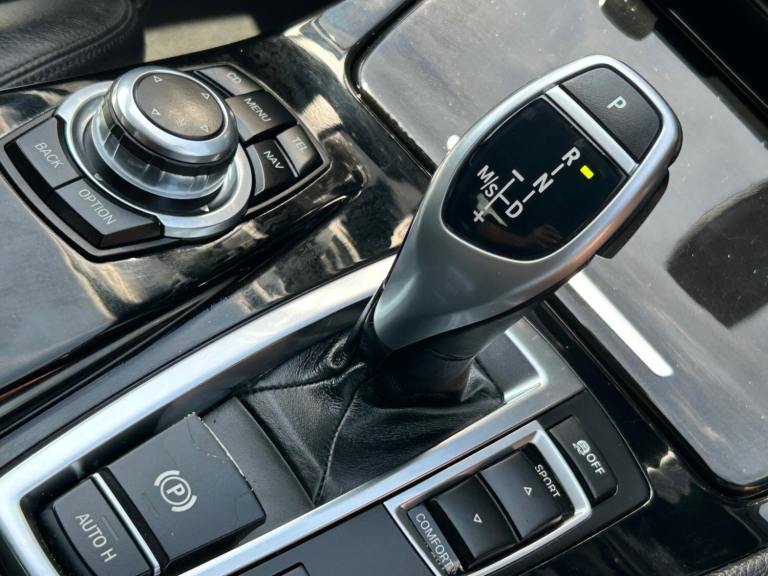 2011 BMW 5 Series 2.0 528i M Sport Steptronic Euro 5 (s/s) 4dr SALOON Petrol Automatic