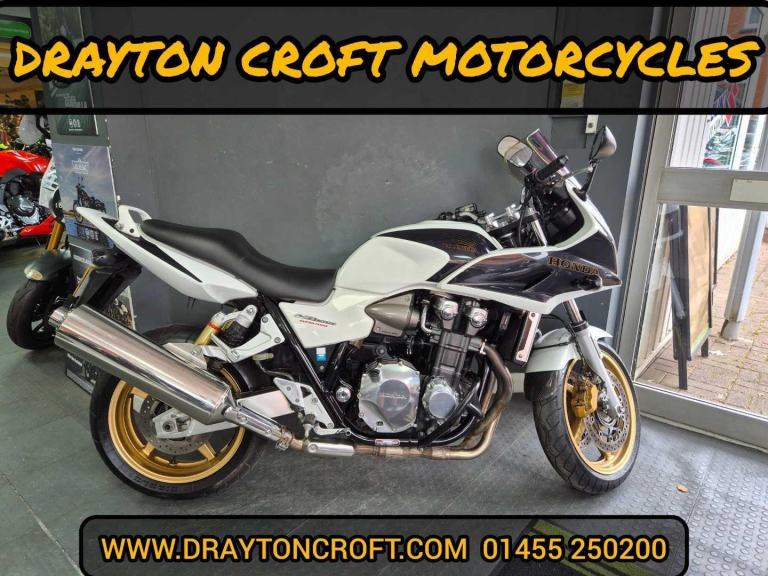 2009 Honda CB1300SA-9