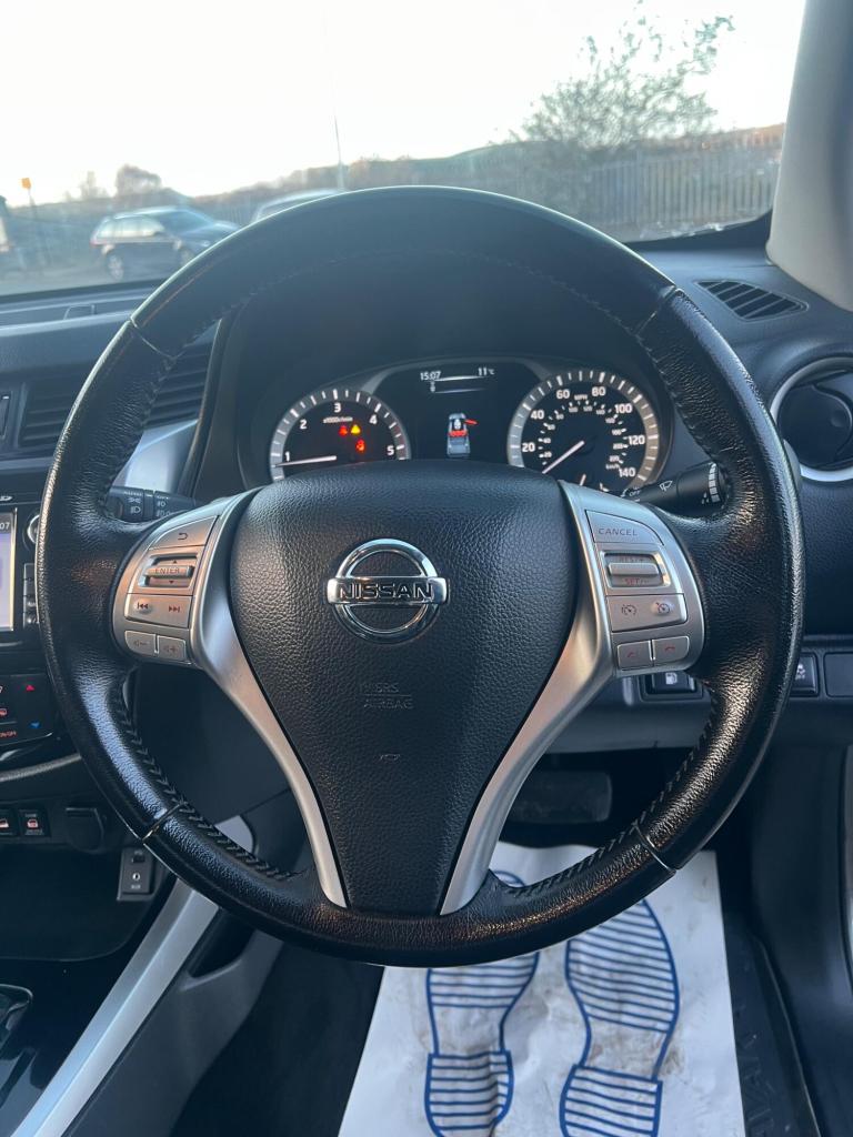 2019 Nissan Navara Double Cab Pick Up Tekna 2.3dCi 190 4WD Auto PICK UP DIESEL Automatic